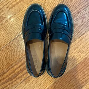 Madewell Size 10 loafer. Lightly worn.
